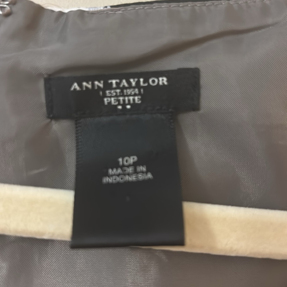Ann Taylor Black and Gray Polka Dot Dress - Picture 4 of 6